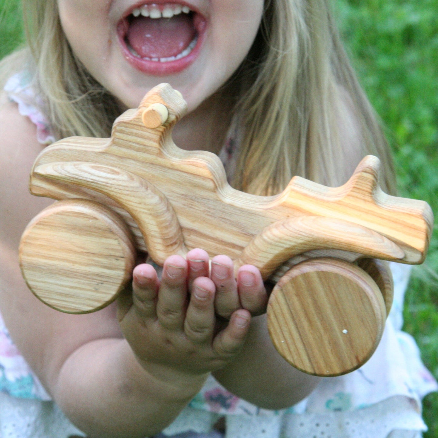 Lotes Toys Quadracycle MB25