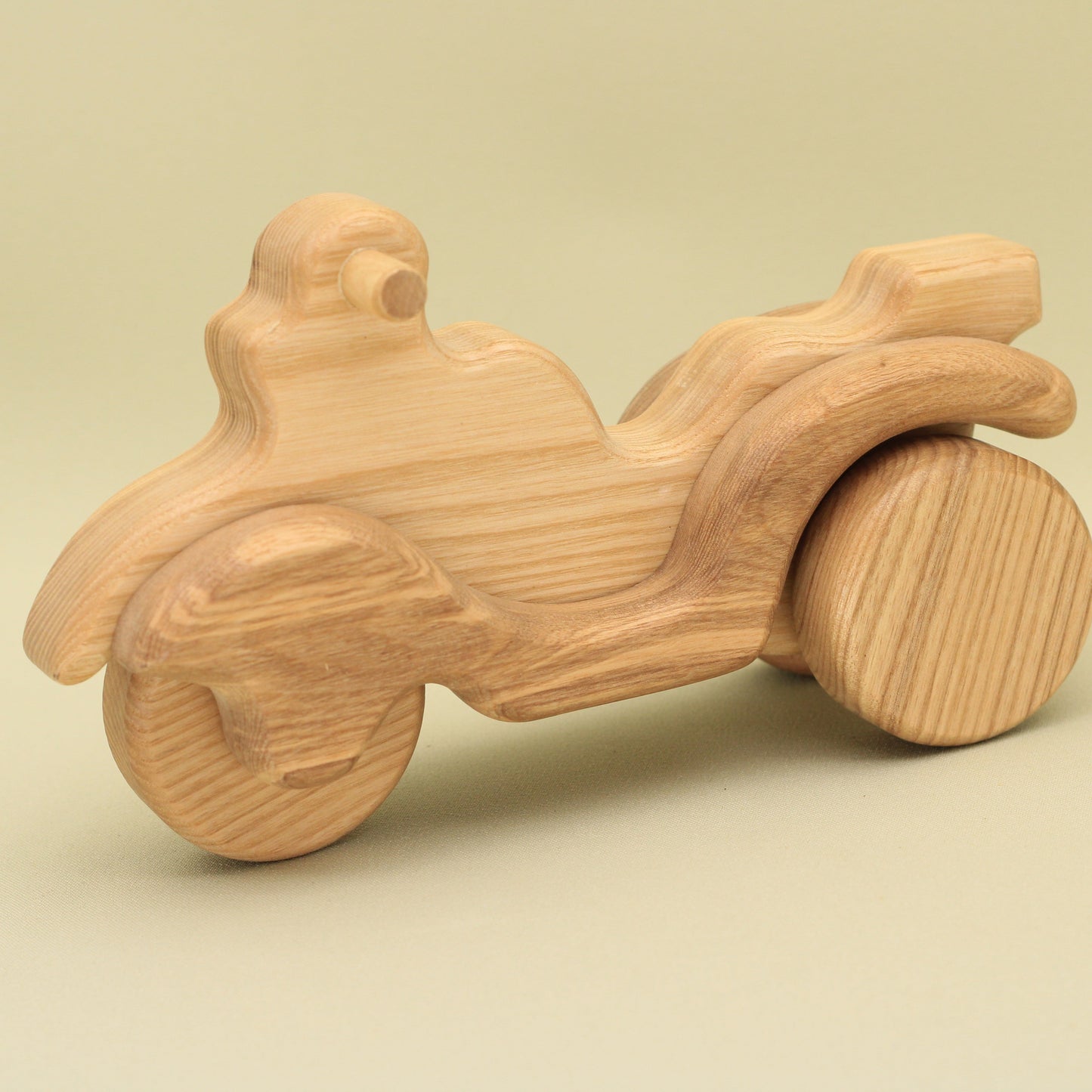 Lotes Toys Tricycle MB24
