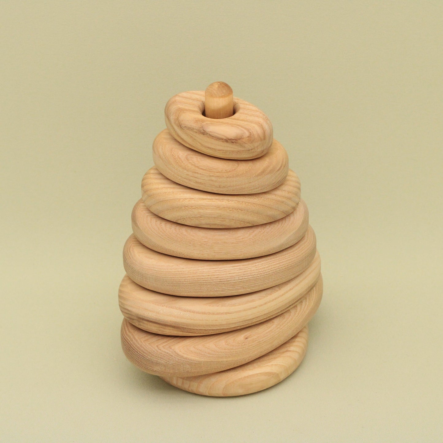 Lotes Toys Natural Oval Wooden Stacking Pyramid - 7 pieces PY56