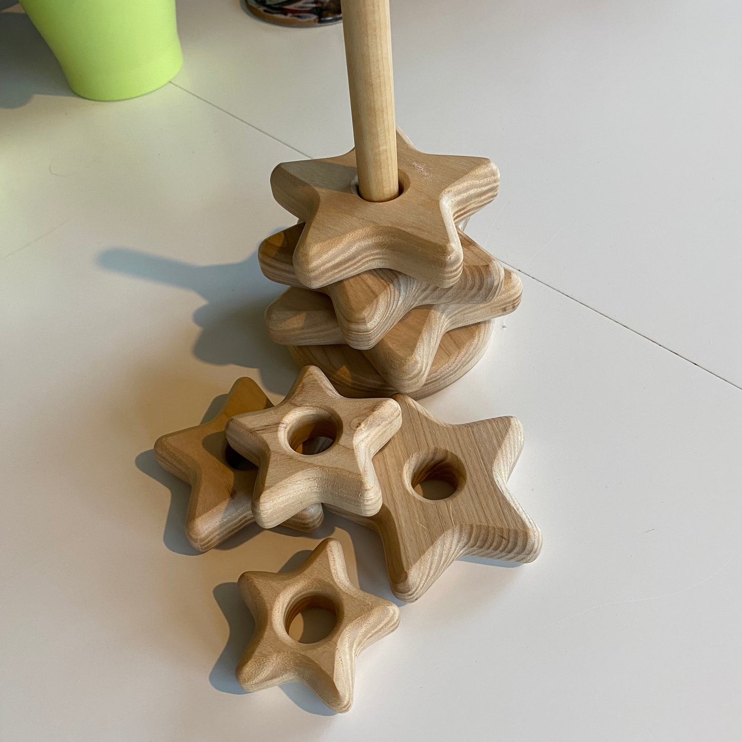 Lotes Toys Natural Star Wooden Stacking Pyramid - 7 pieces PY57