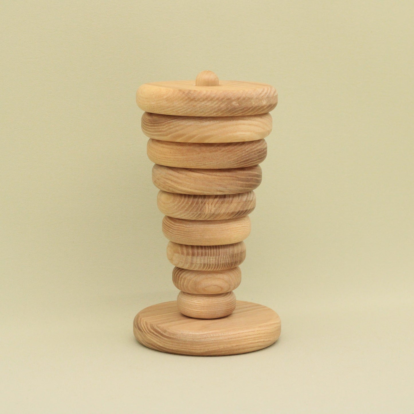 Lotes Toys Natural Rings Wooden Stacking Pyramid - 10 pieces PY02
