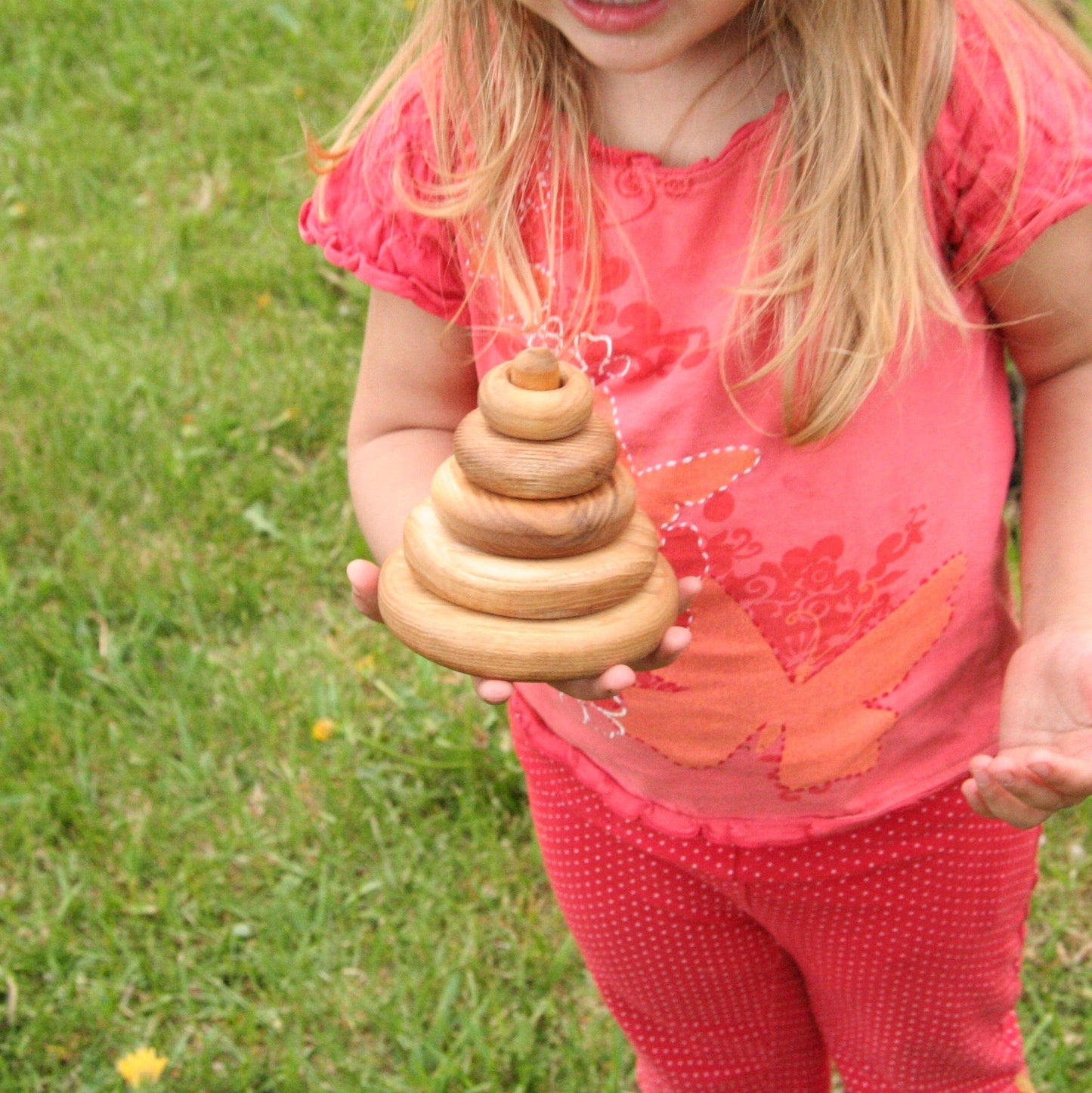 Lotes Toys Natural Rings Wooden Stacking Pyramid PY22