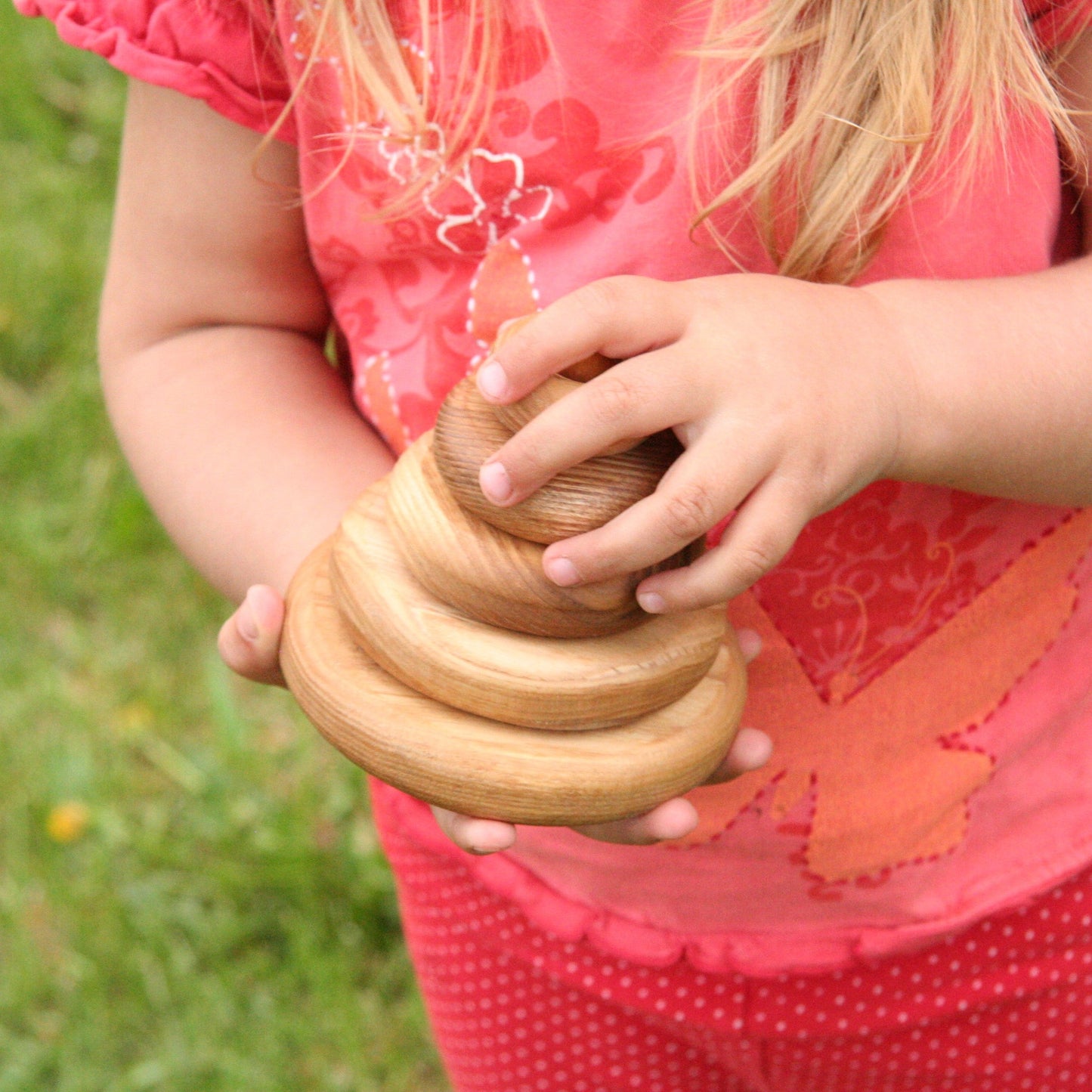 Lotes Toys Natural Rings Wooden Stacking Pyramid PY22