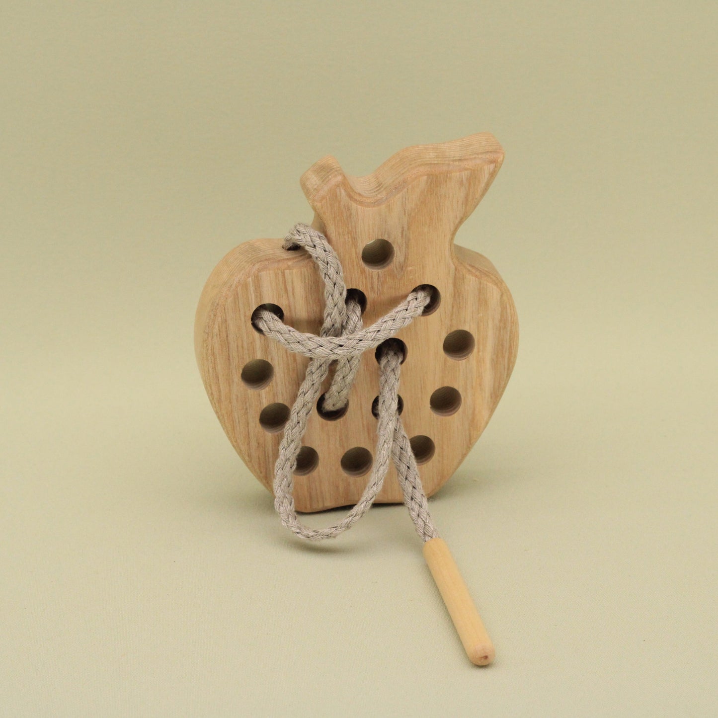 Lotes Toys Natural Wooden Threading Lacing Apple TT02