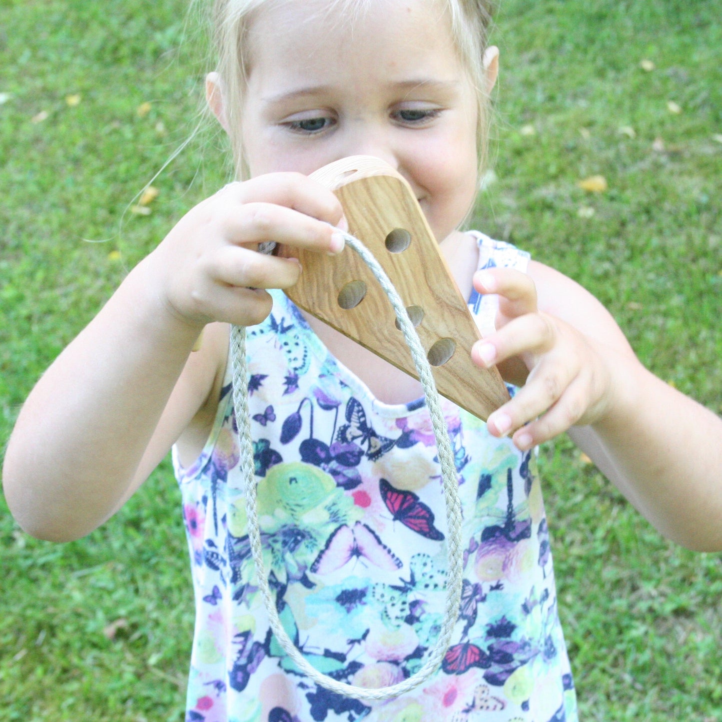 Lotes Toys Natural Wooden Threading Lacing Cheese TT01
