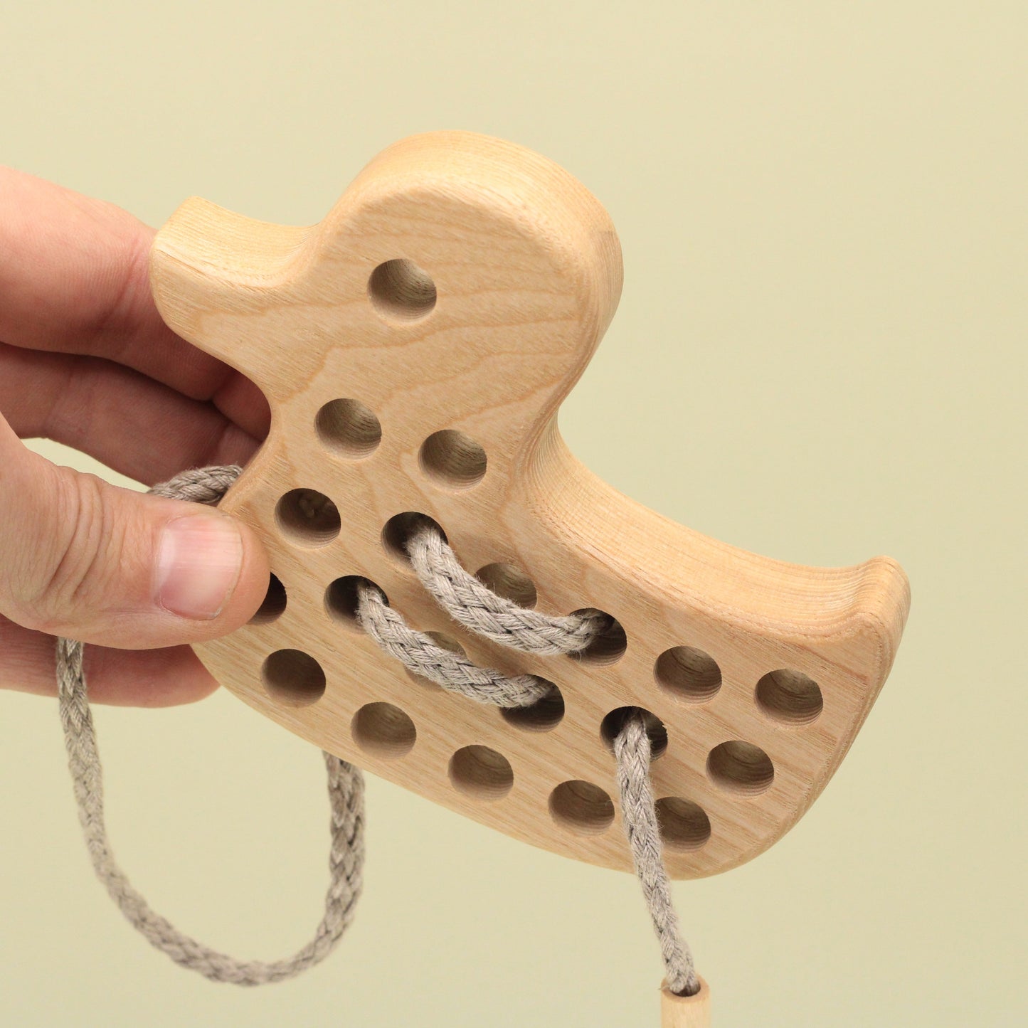 Lotes Toys Natural Wooden Threading Lacing Duck TT10