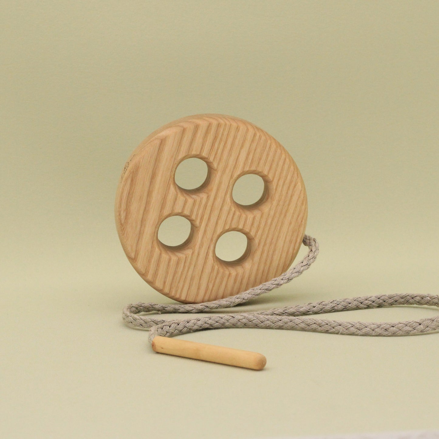 Lotes Toys Natural Wooden Threading Lacing Knob TT18