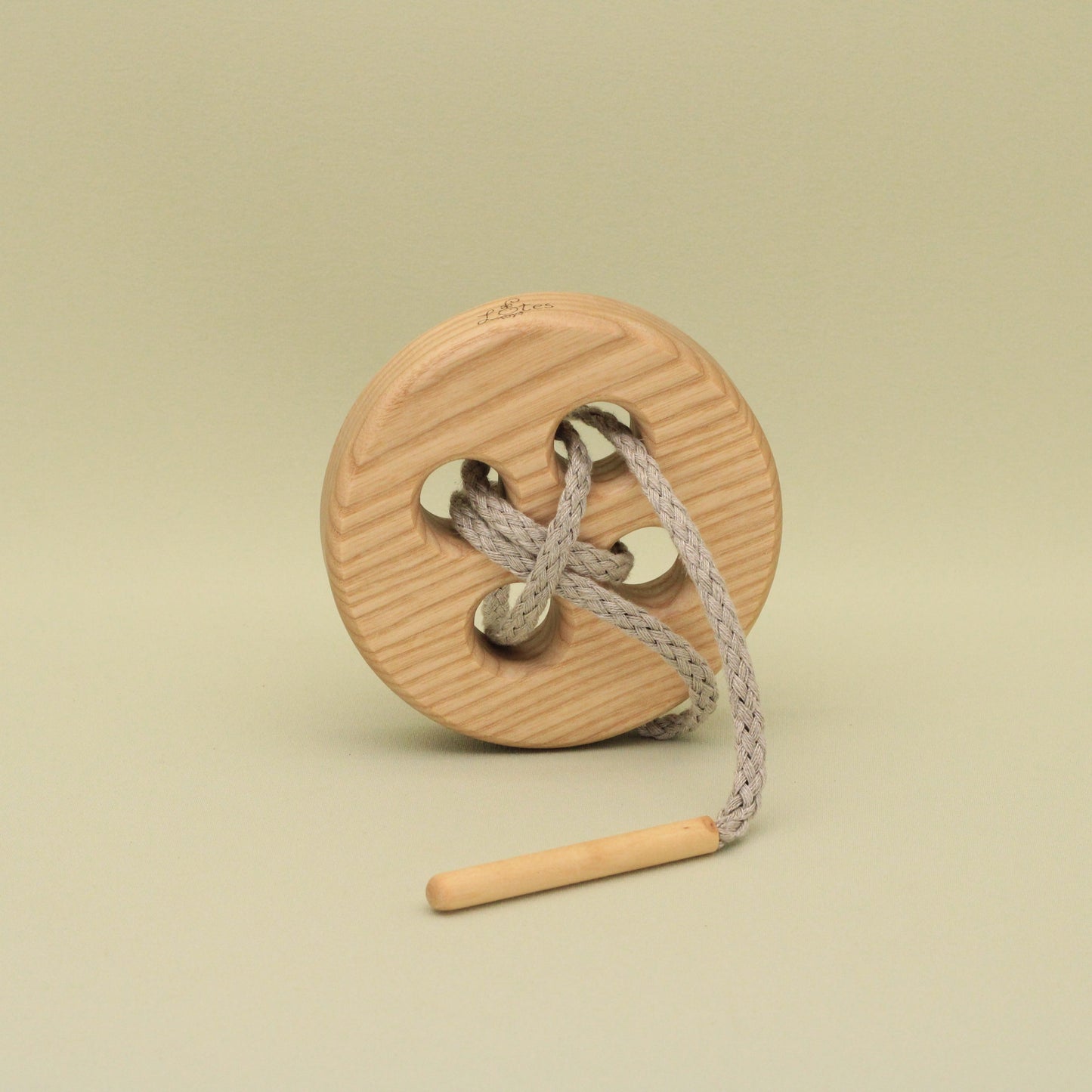 Lotes Toys Natural Wooden Threading Lacing Knob TT18
