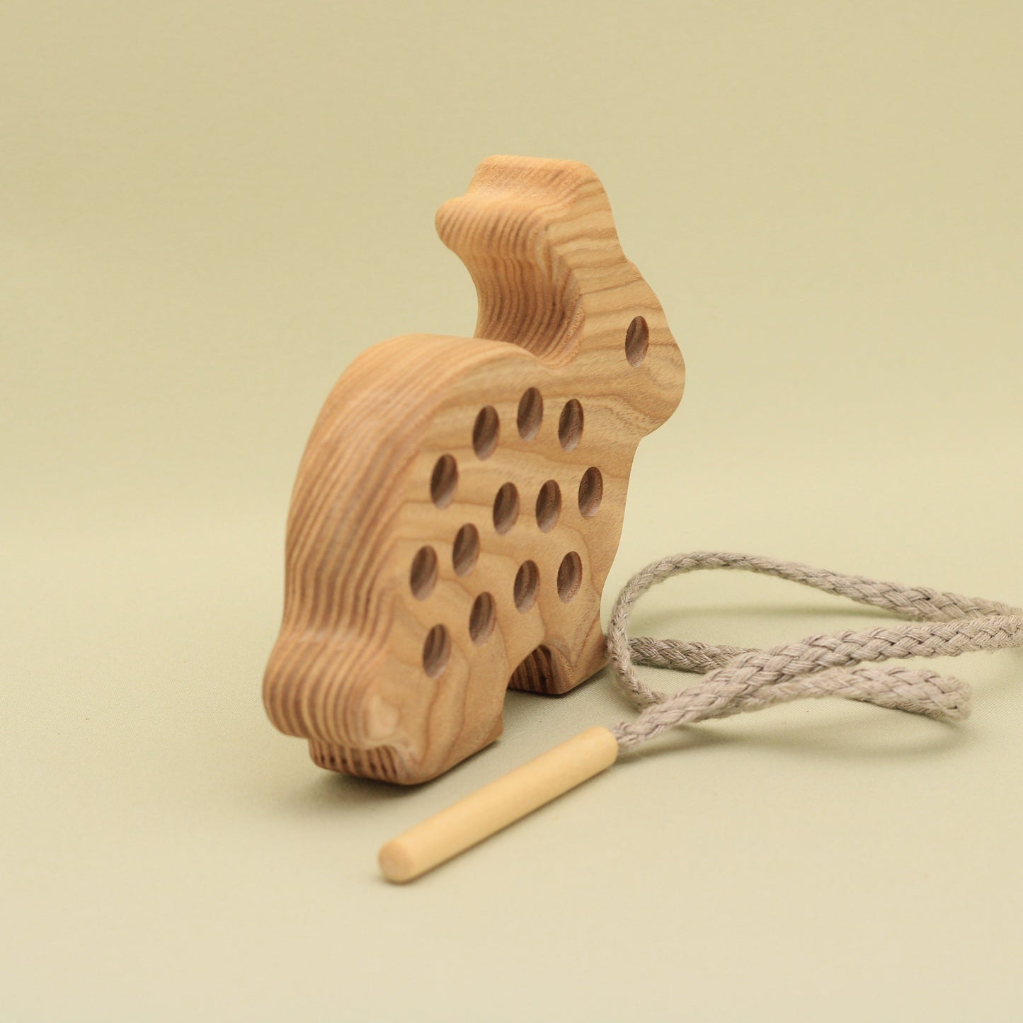 Lotes Toys Natural Wooden Threading Lacing Rabbit, Bunny TT25