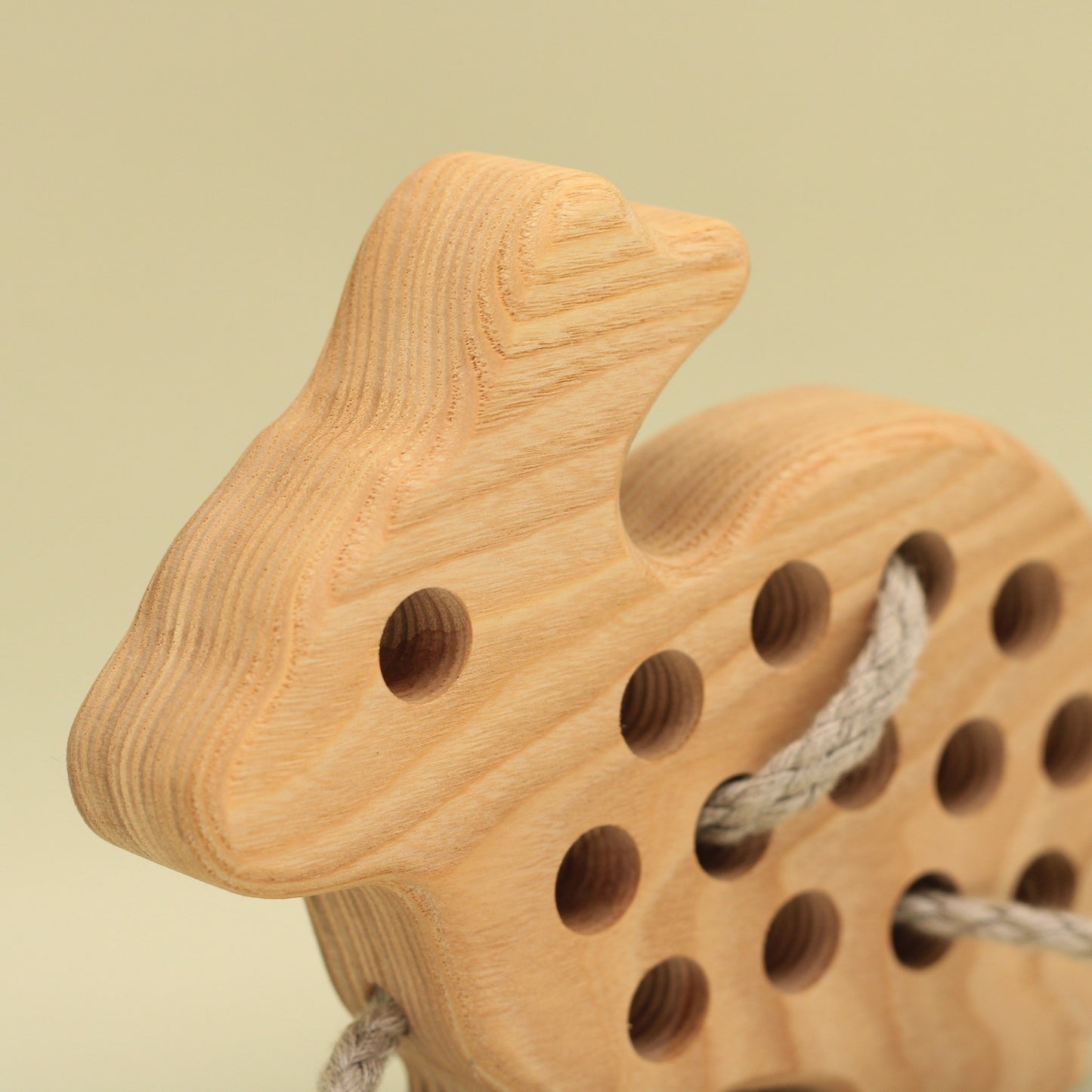 Lotes Toys Natural Wooden Threading Lacing Rabbit, Bunny TT25