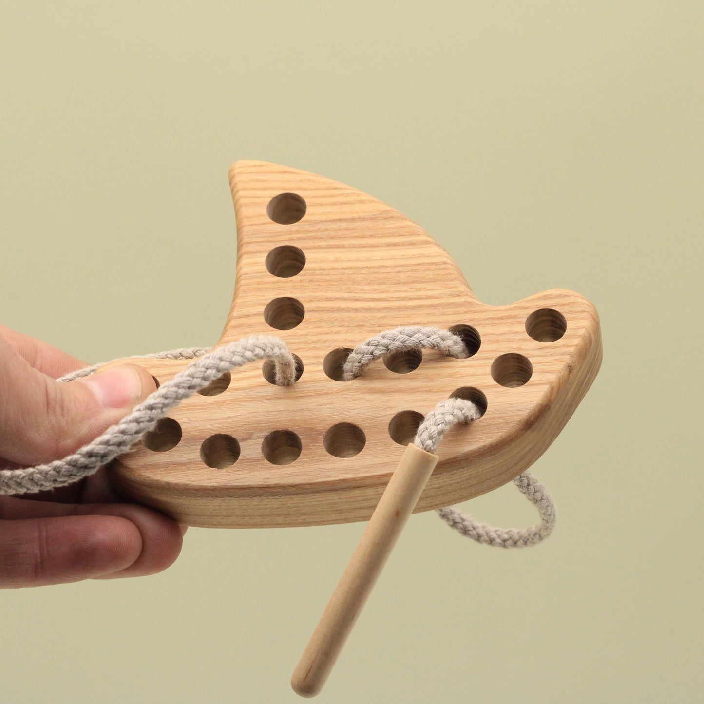 Lotes Toys Natural Wooden Threading Lacing Ship TT24