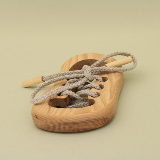 Lotes Toys Natural Wooden Threading Lacing Shoe Left TT19L