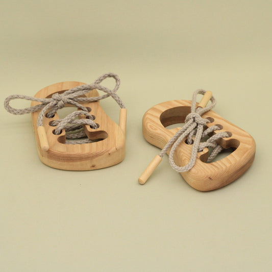 Lotes Toys Natural Wooden Threading Lacing Shoe pair TT19 L,R