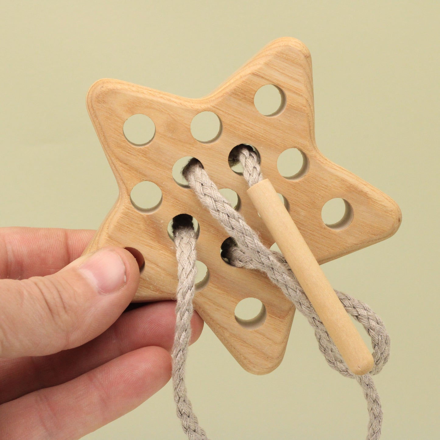 Lotes Toys Natural Wooden Threading Lacing Star TT21