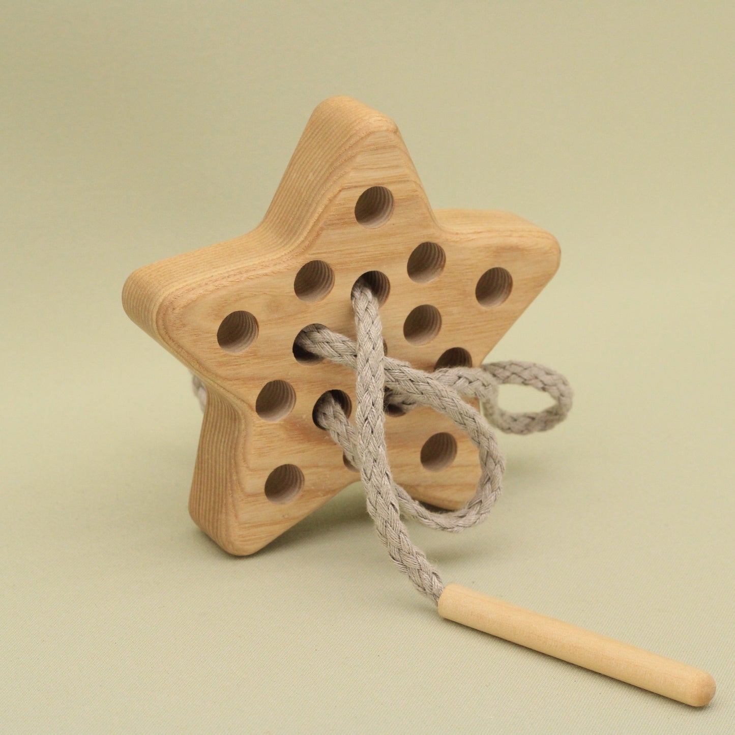 Lotes Toys Natural Wooden Threading Lacing Star TT21