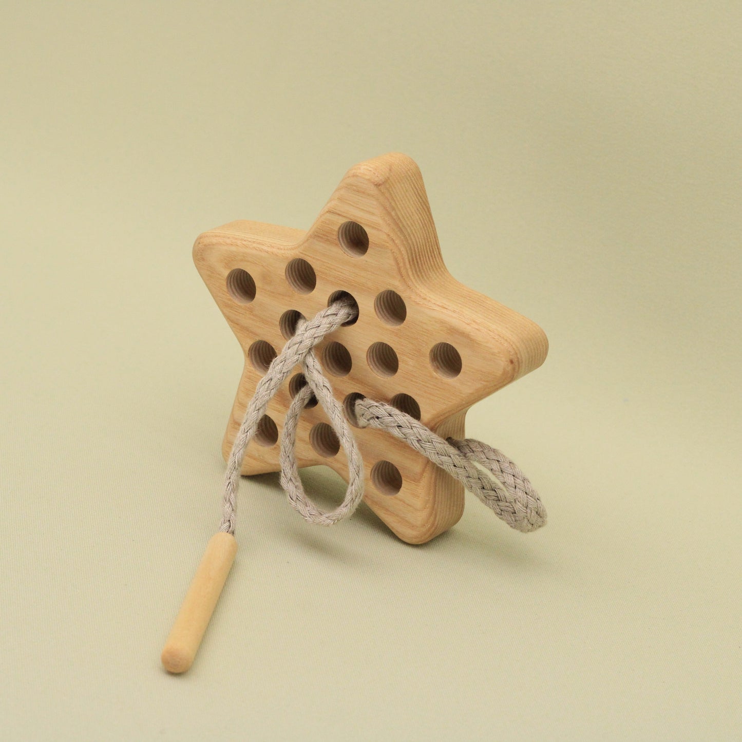 Lotes Toys Natural Wooden Threading Lacing Star TT21