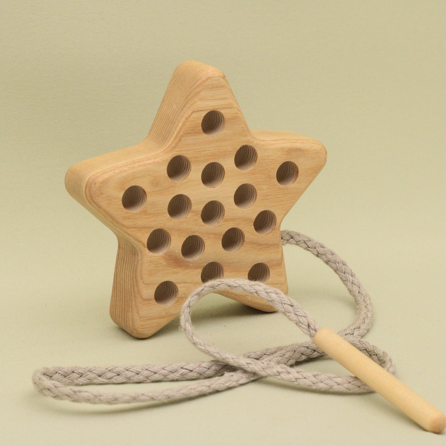Lotes Toys Natural Wooden Threading Lacing Star TT21