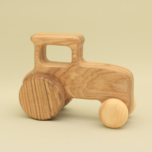 Lotes Toys wooden Eco Natural Tractor TR07