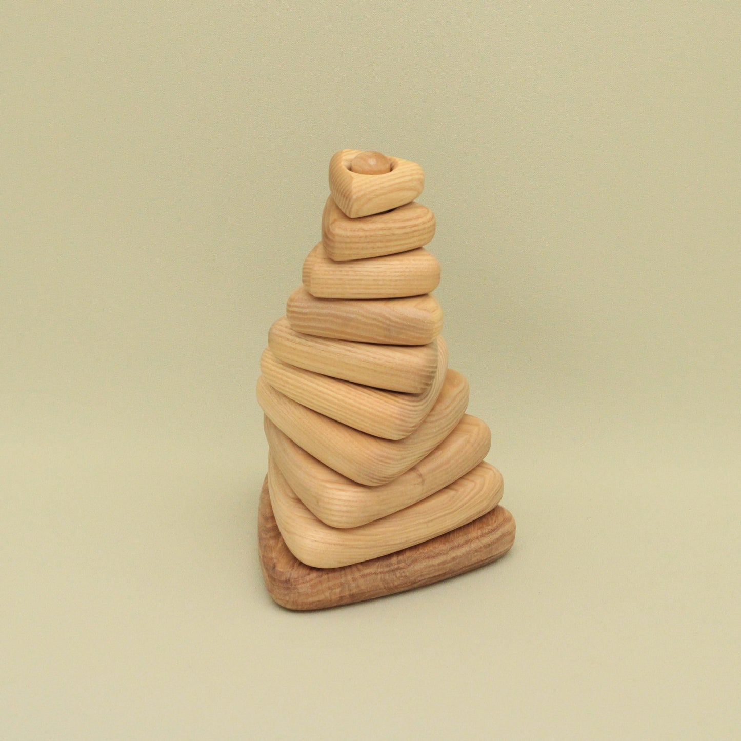 Lotes Toys Natural Triangle Wooden Stacking Pyramid - 10 pieces PY05