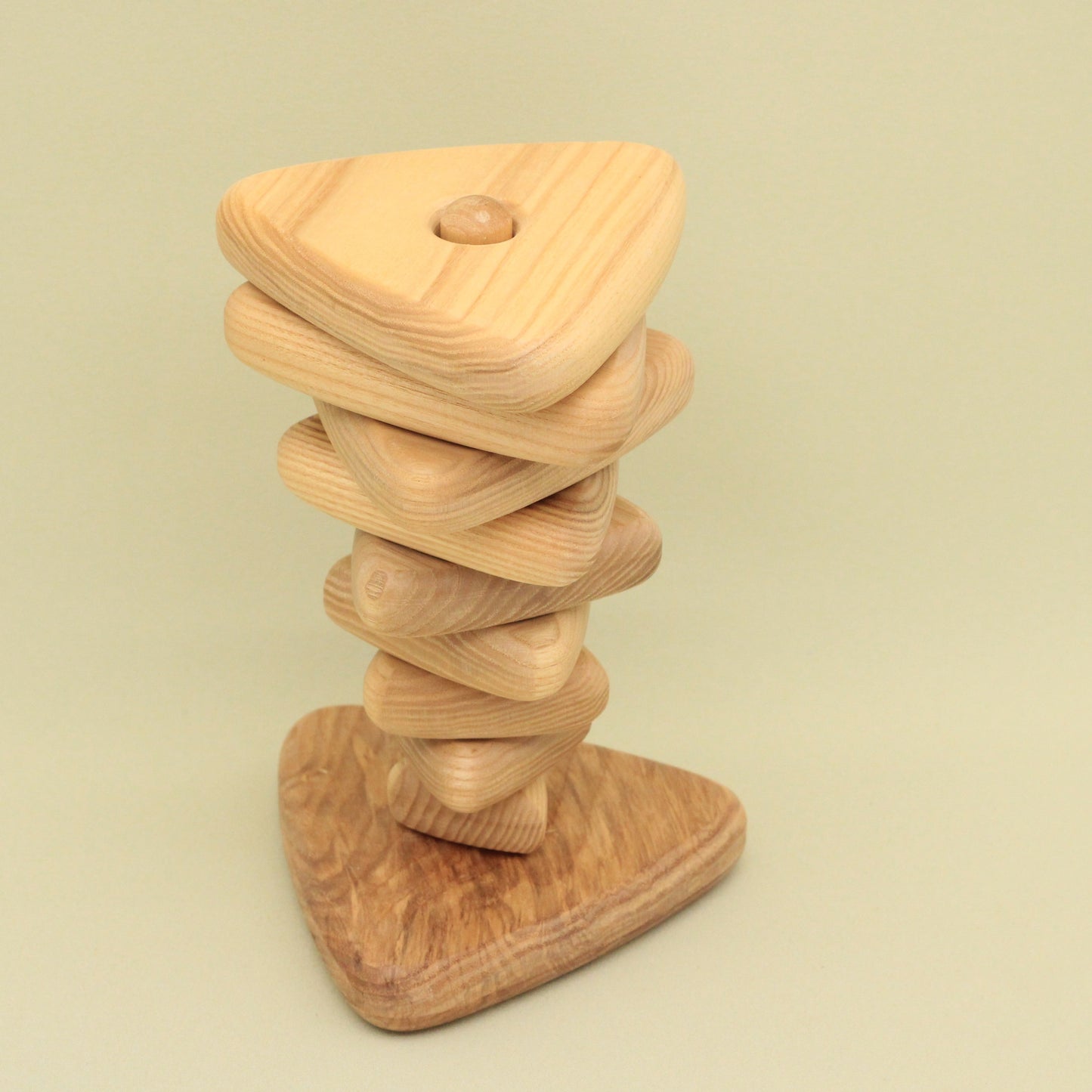 Lotes Toys Natural Triangle Wooden Stacking Pyramid - 10 pieces PY05