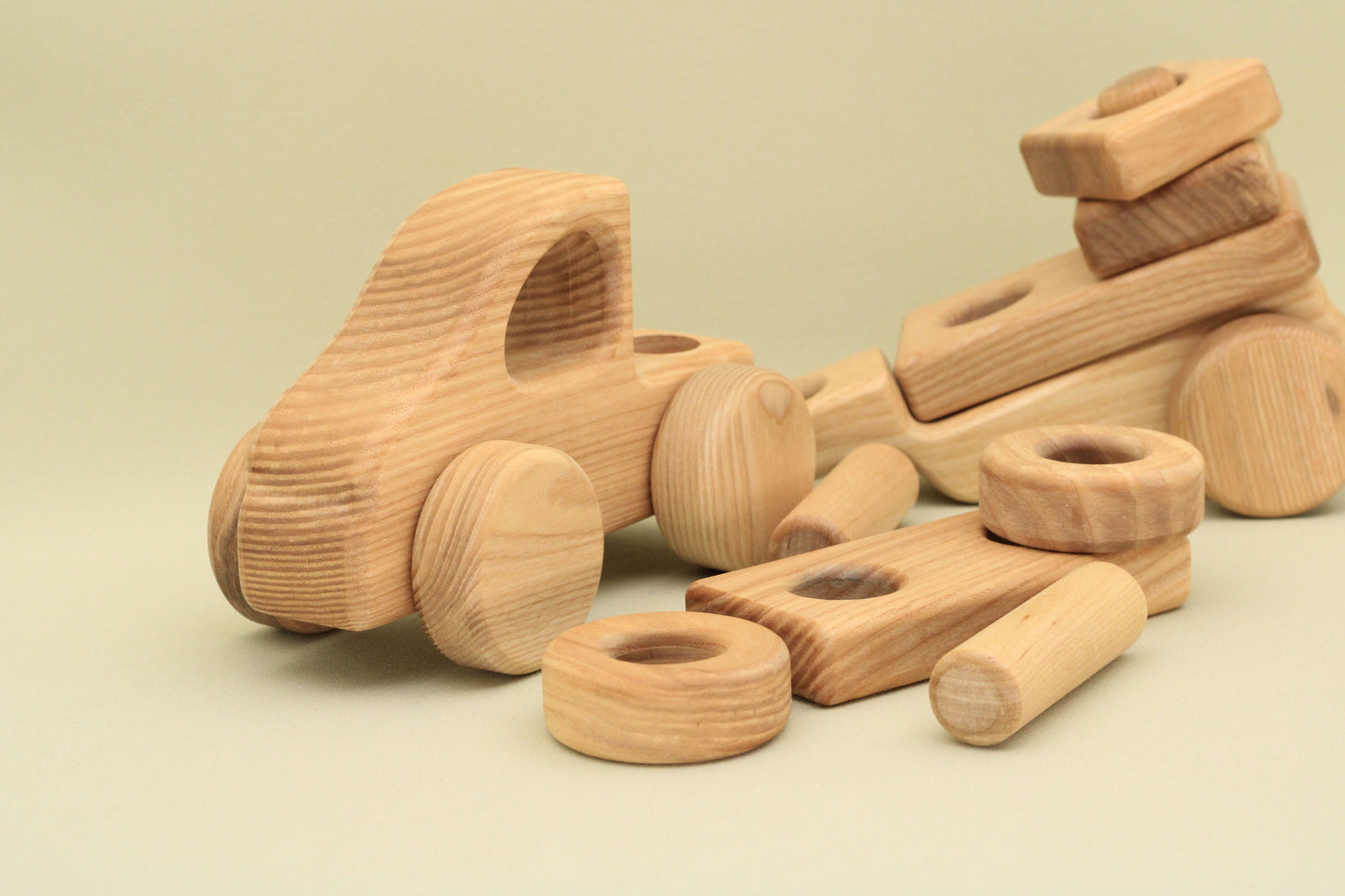 Lotes Toys Wooden Construction Vehicles Car BT10