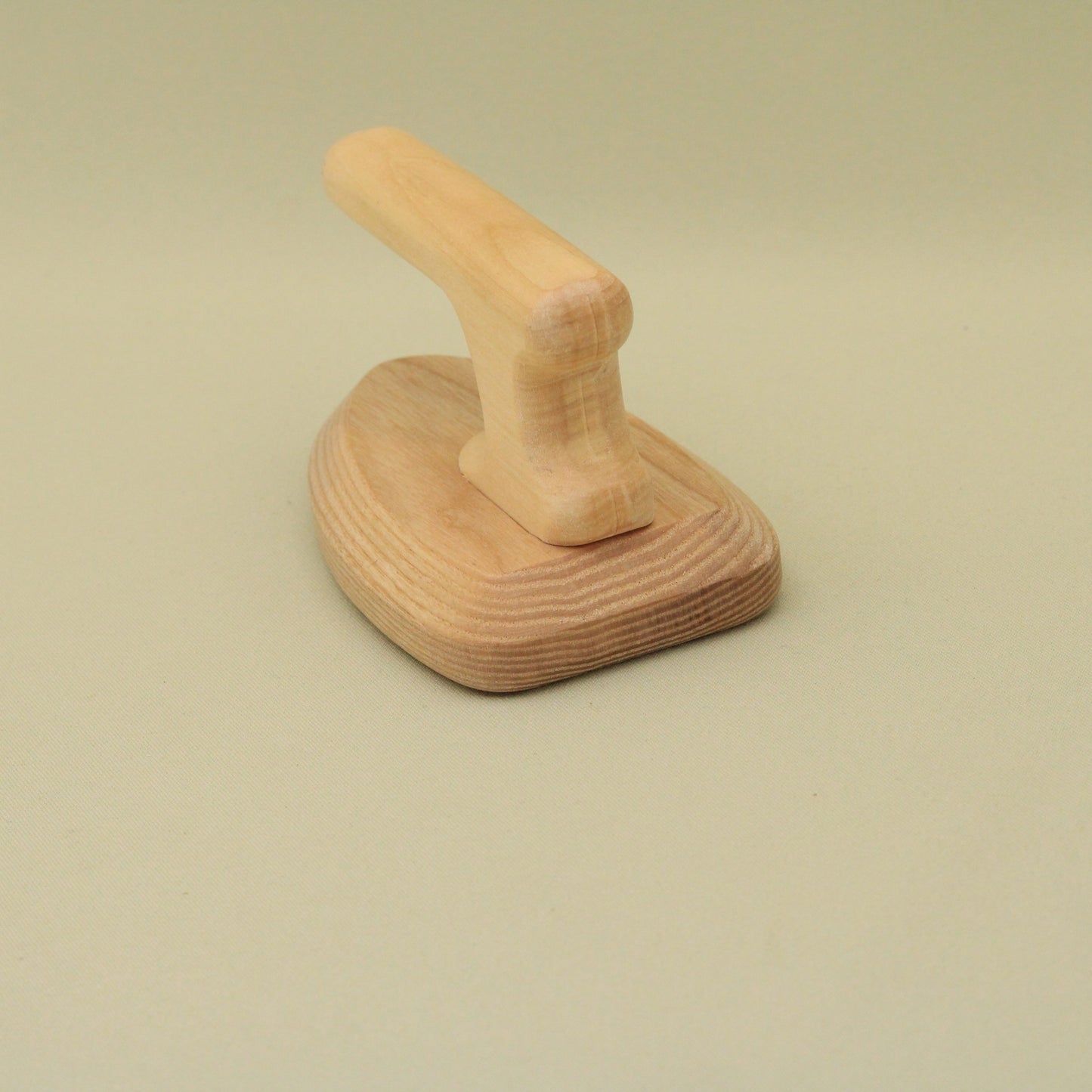 Lotes Toys Wooden Clothing Iron