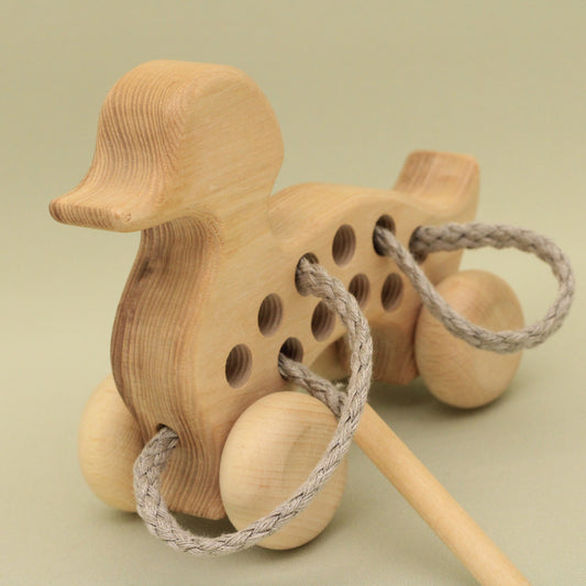 Lotes Toys Natural Wooden Threading Lacing Duck TT53
