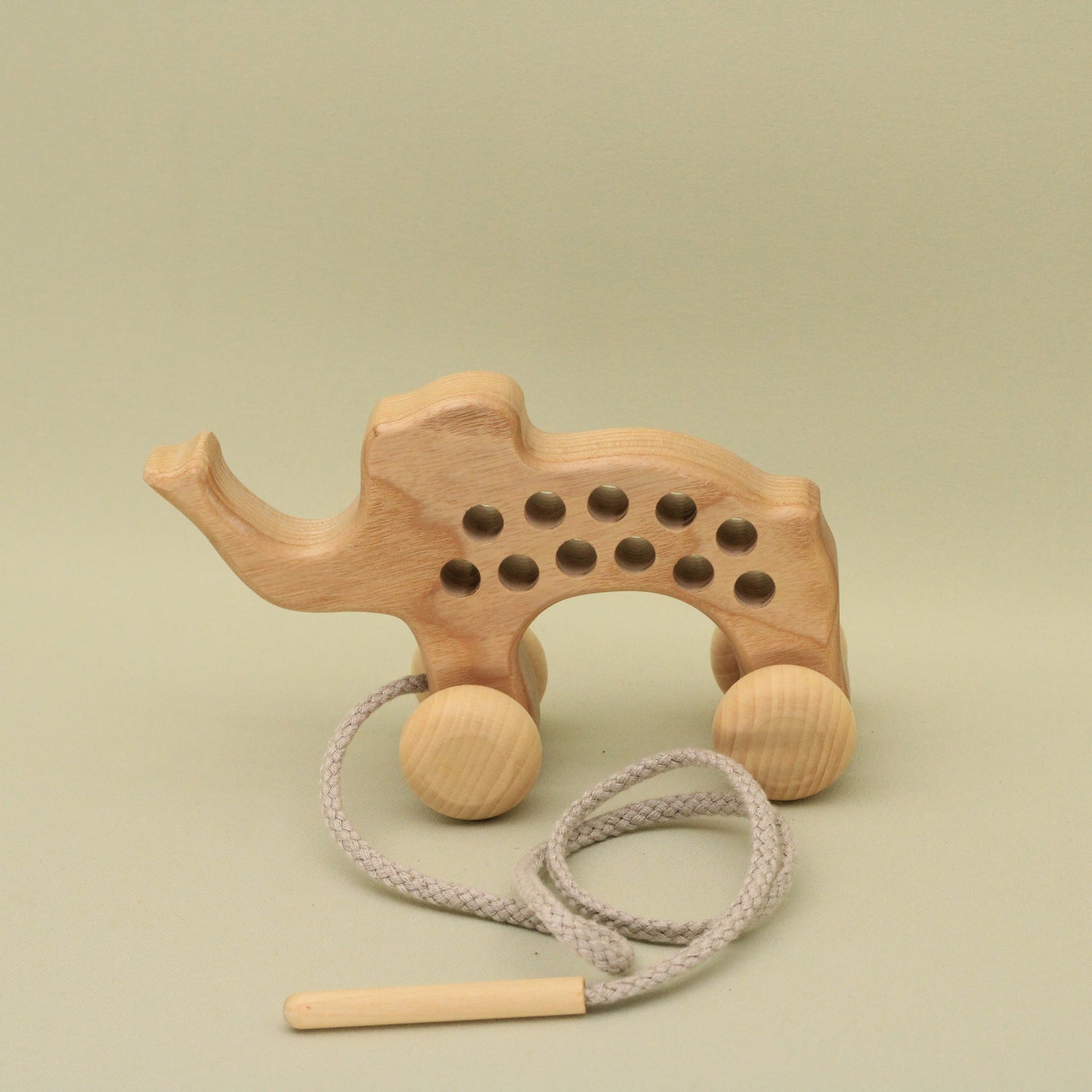 Lotes Toys Natural Wooden Threading Lacing Elephant TT56