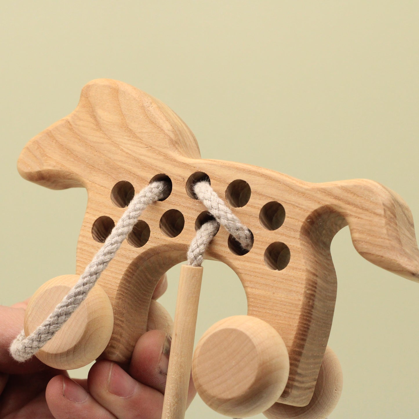 Lotes Toys Natural Wooden Threading Lacing Horse TT54