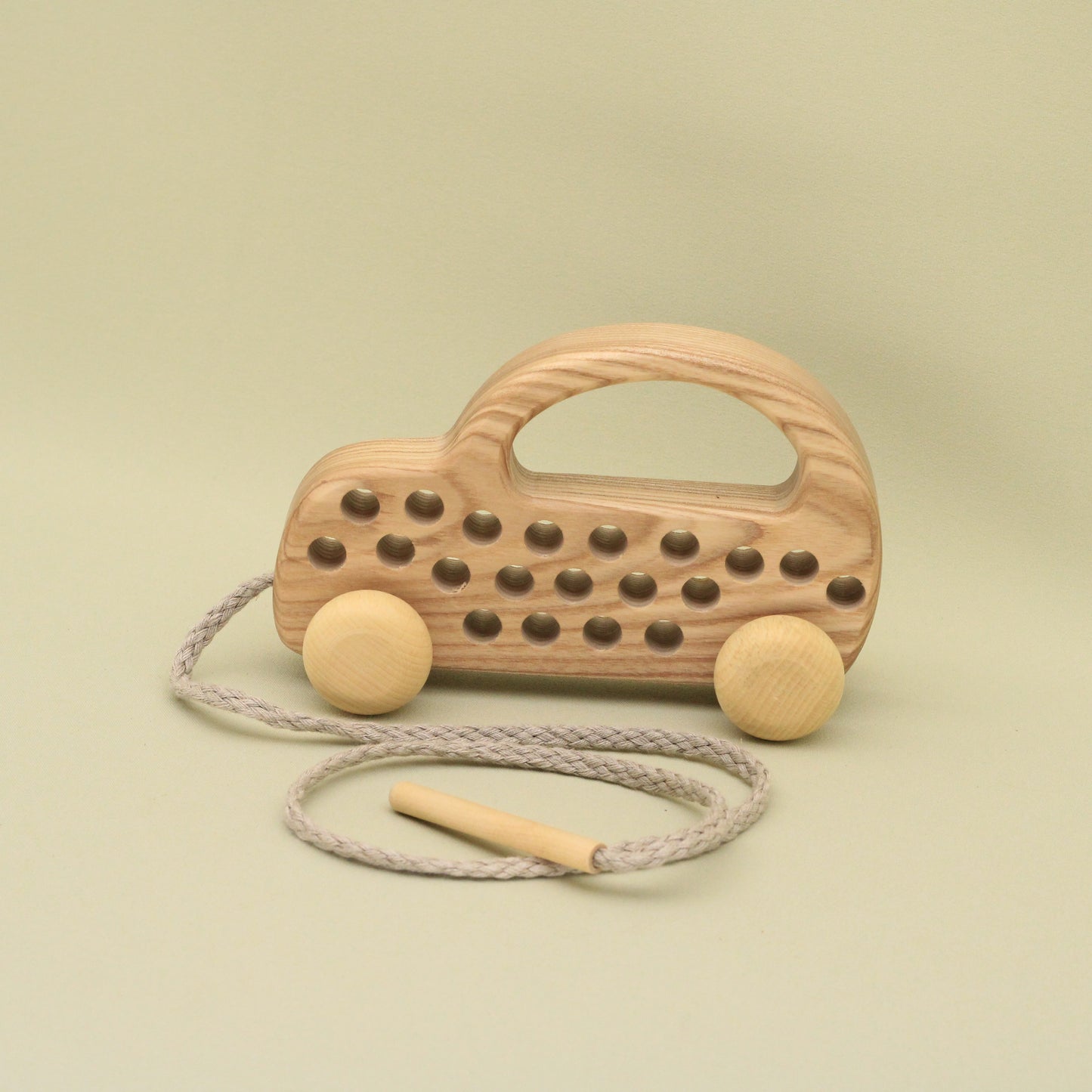 Lotes Toys Natural Wooden Threading Lacing Elektro-Car TT63