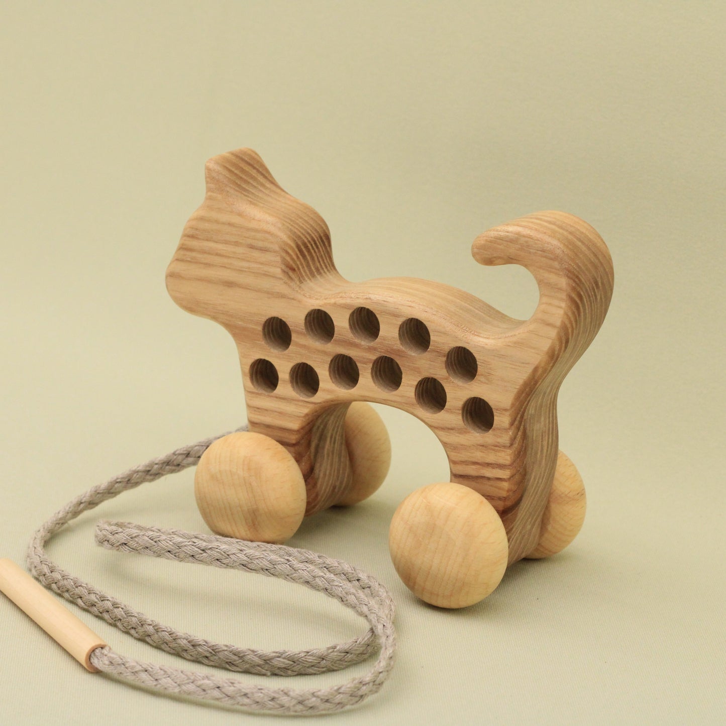 Lotes Toys Natural Wooden Threading Lacing Cat TT51