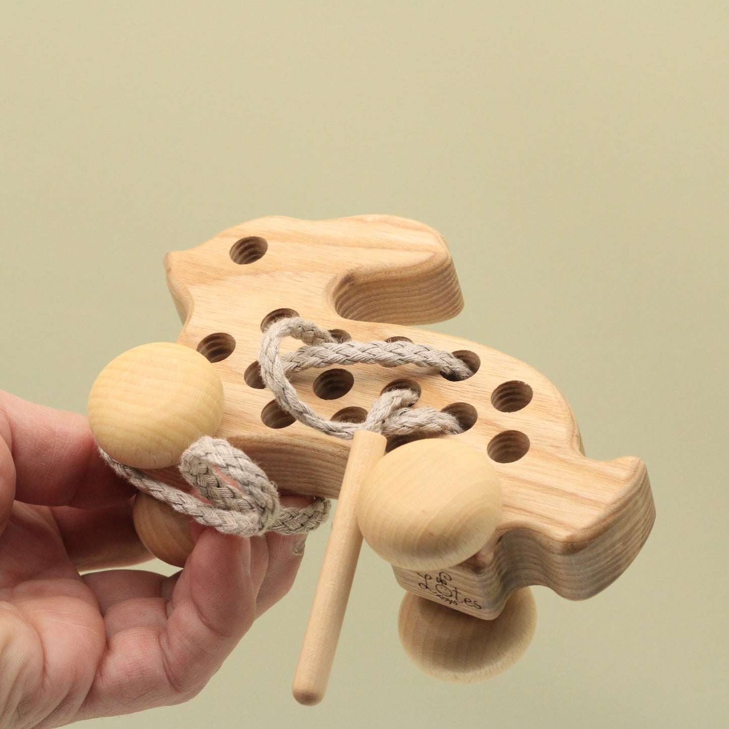 Lotes Toys Natural Wooden Threading Lacing Rabbit TT41