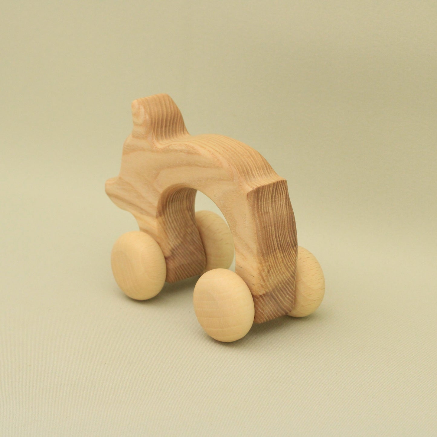 Lotes Toys Wooden Piglet WA03