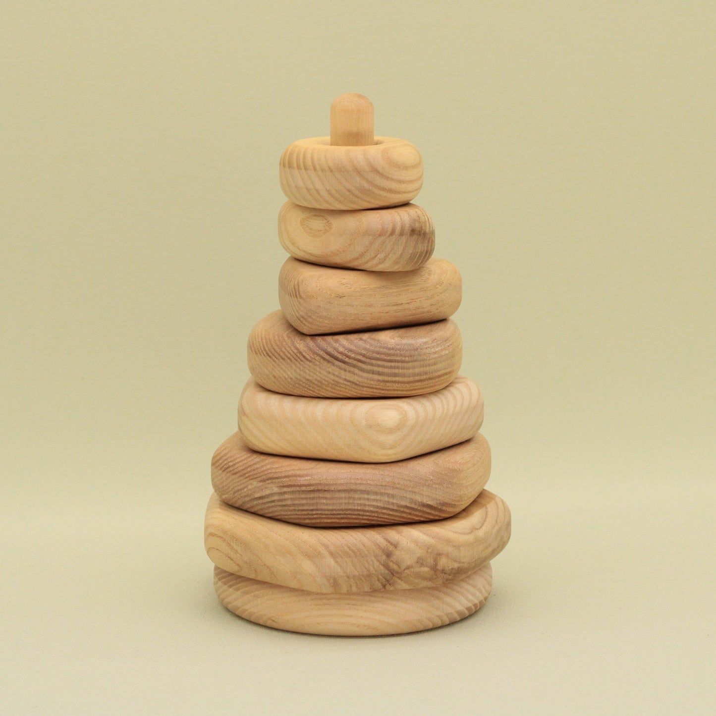 Lotes Toys Natural Geometric Wooden Stacking Pyramid - 7 pieces PY54