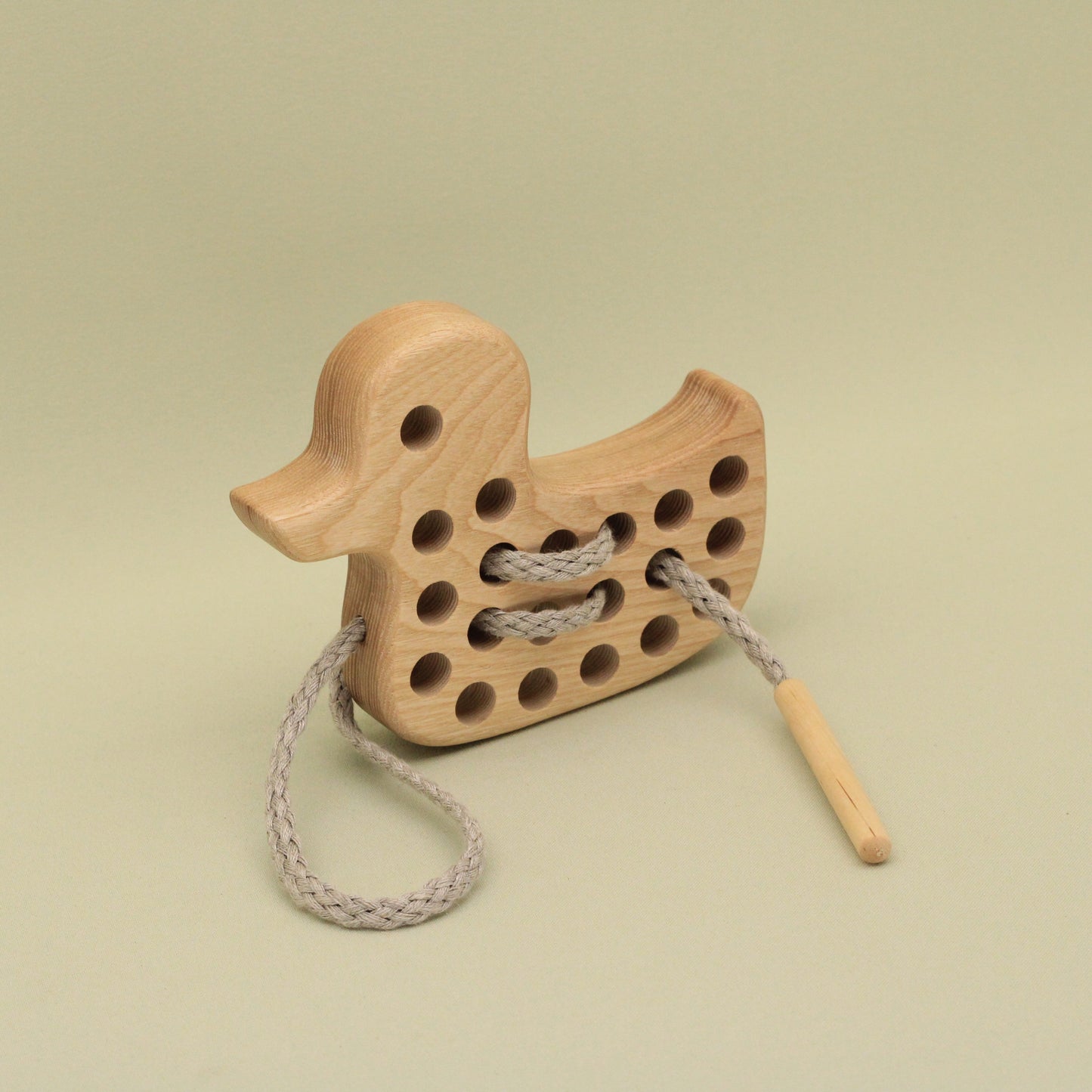Lotes Toys Natural Wooden Threading Lacing Duck TT10