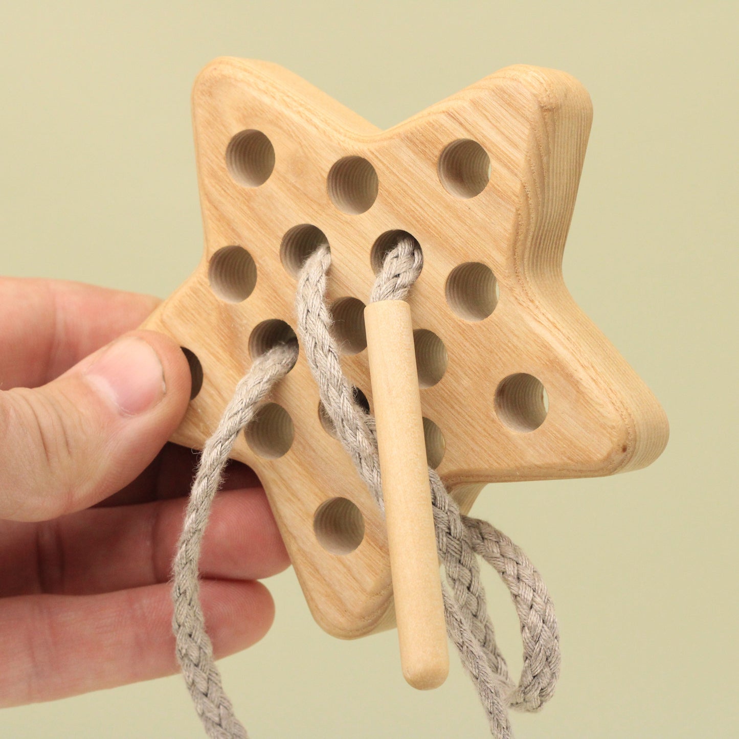 Lotes Toys Natural Wooden Threading Lacing Star TT21