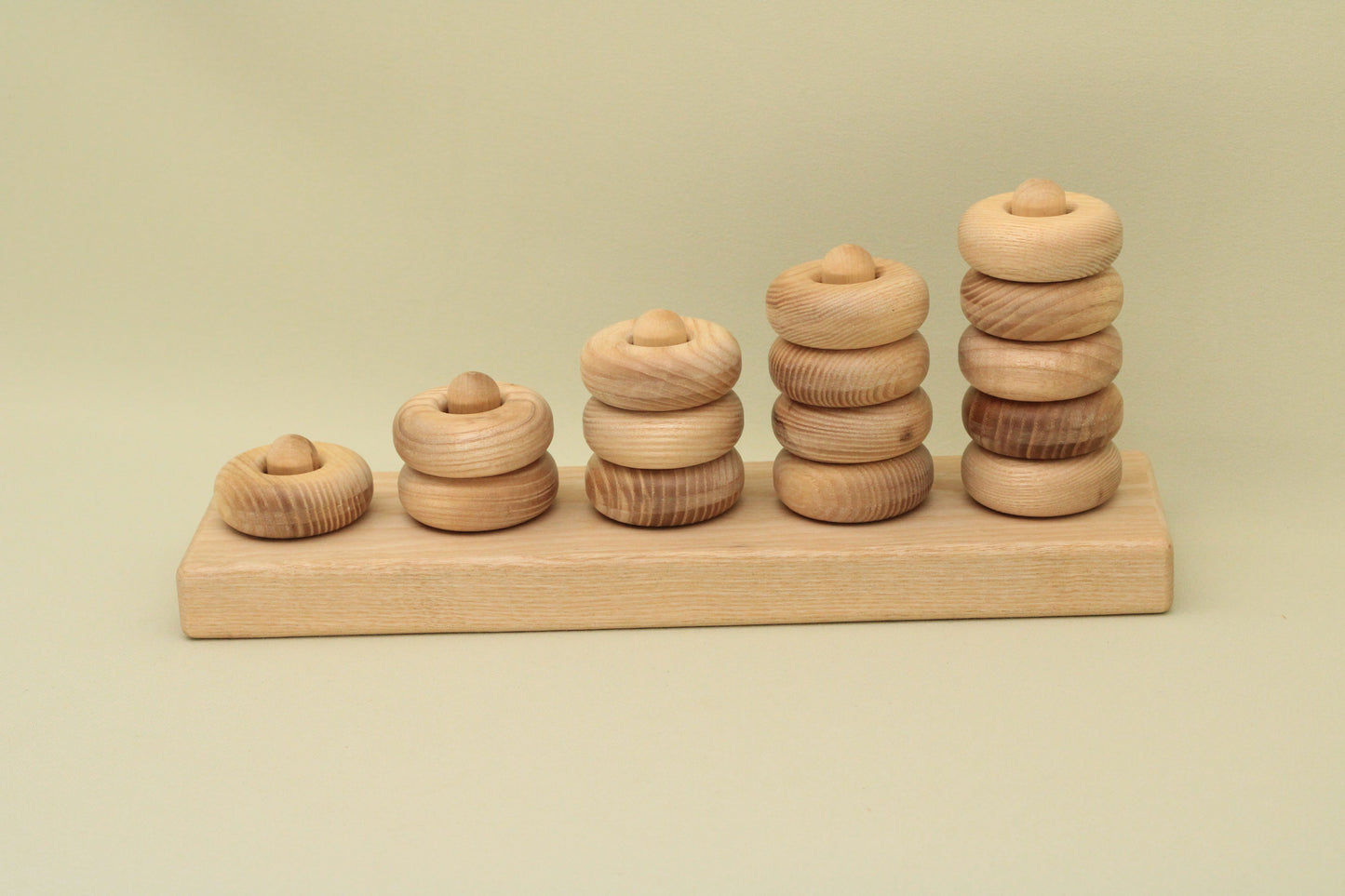 Lotes Toys Natural Stacking Block with Round Shapes PY31