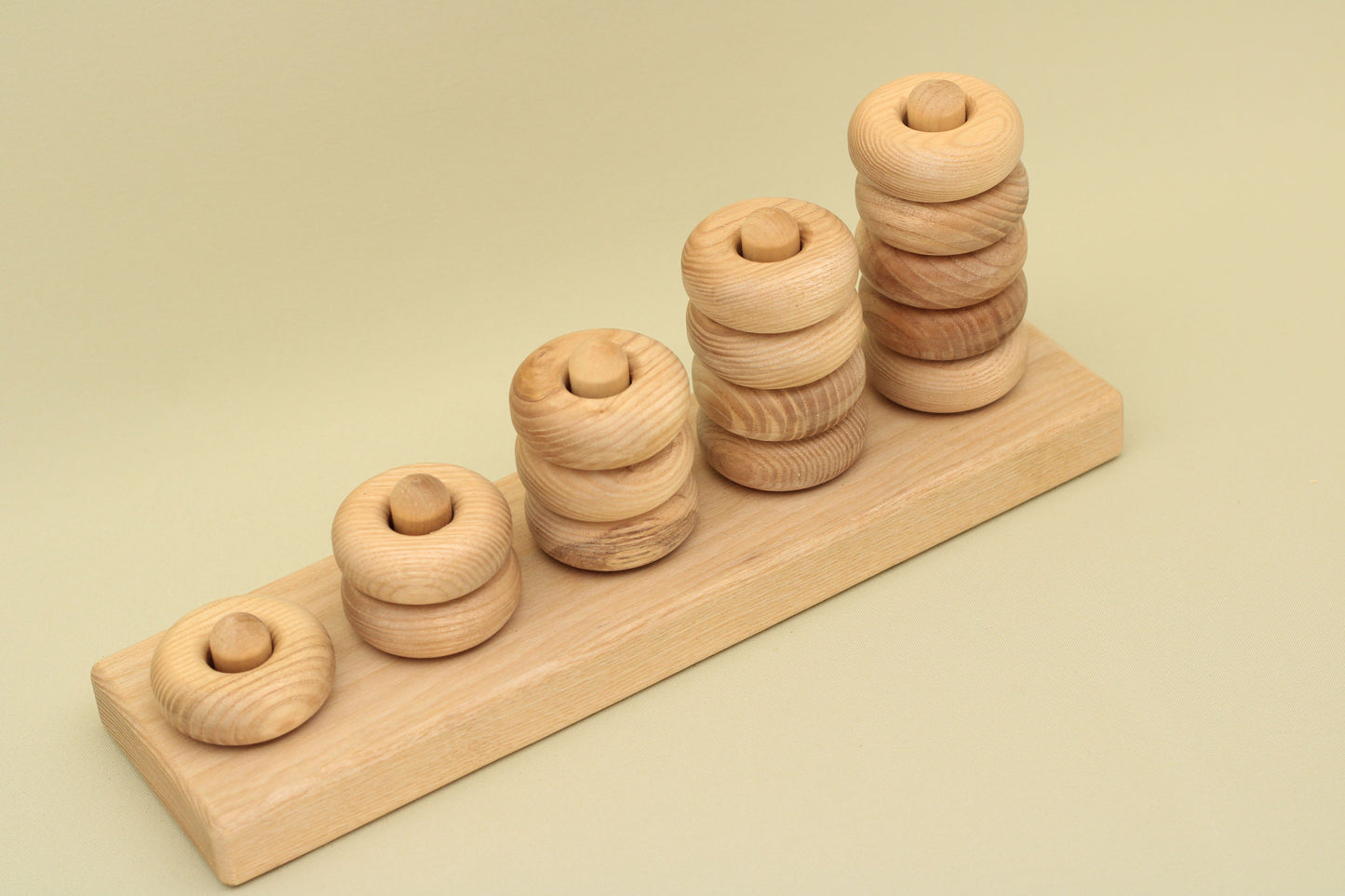 Lotes Toys Natural Stacking Block with Round Shapes PY31