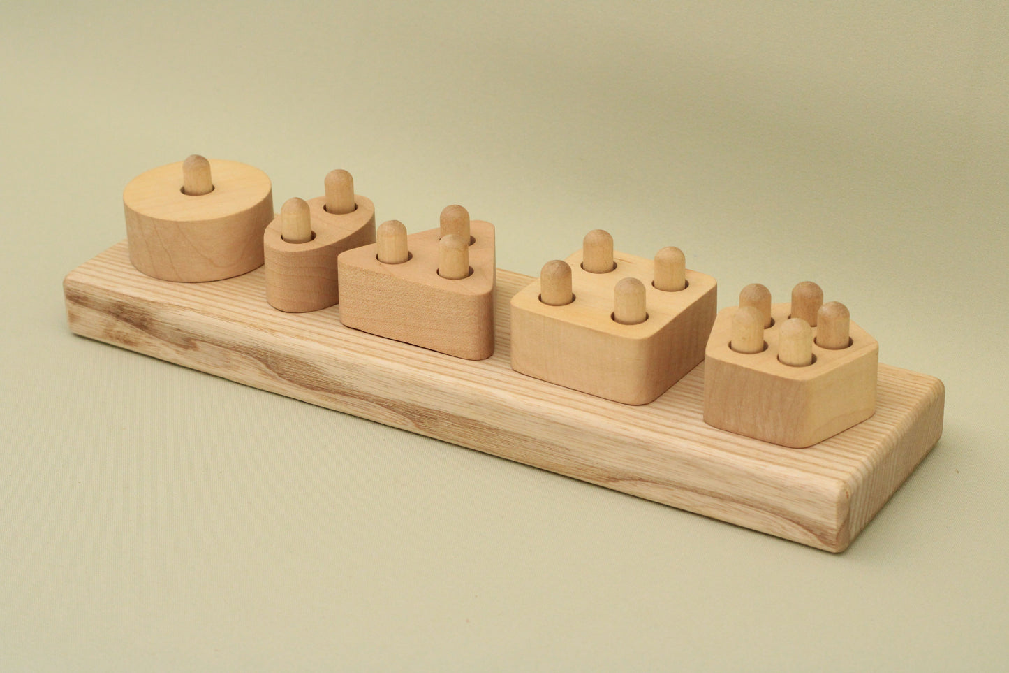 Lotes Toys Natural Stacking Block with Different Mathematical Shapes PY35