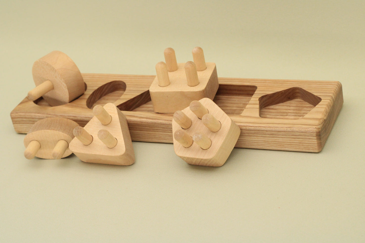 Lotes Toys Natural Stacking Block with Different Mathematical Shapes PY37