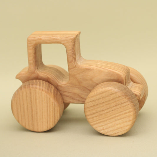 Lotes Toys wooden Eco Natural Tractor TR05